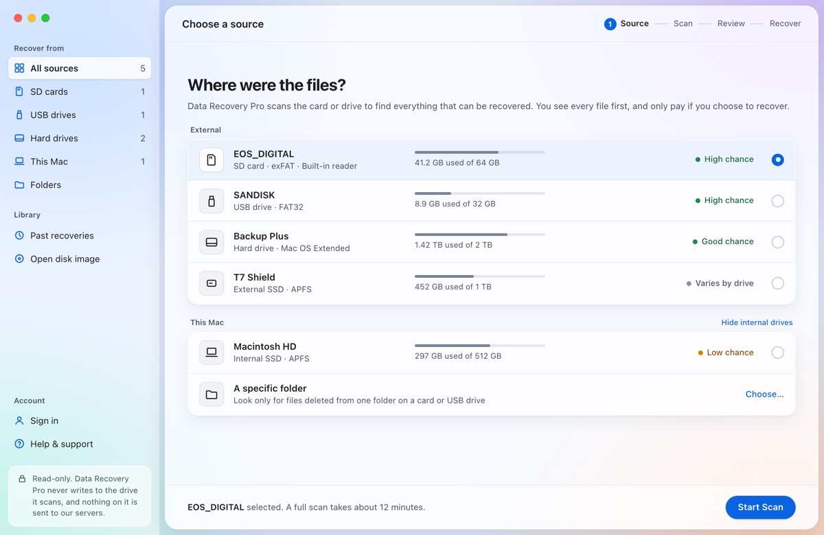 Choosing a card to scan in Data Recovery Pro.